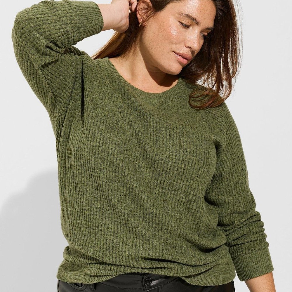 Torrid Brushed Waffle Raglan Long Sleeve Sweatshirt Size 3 NWT